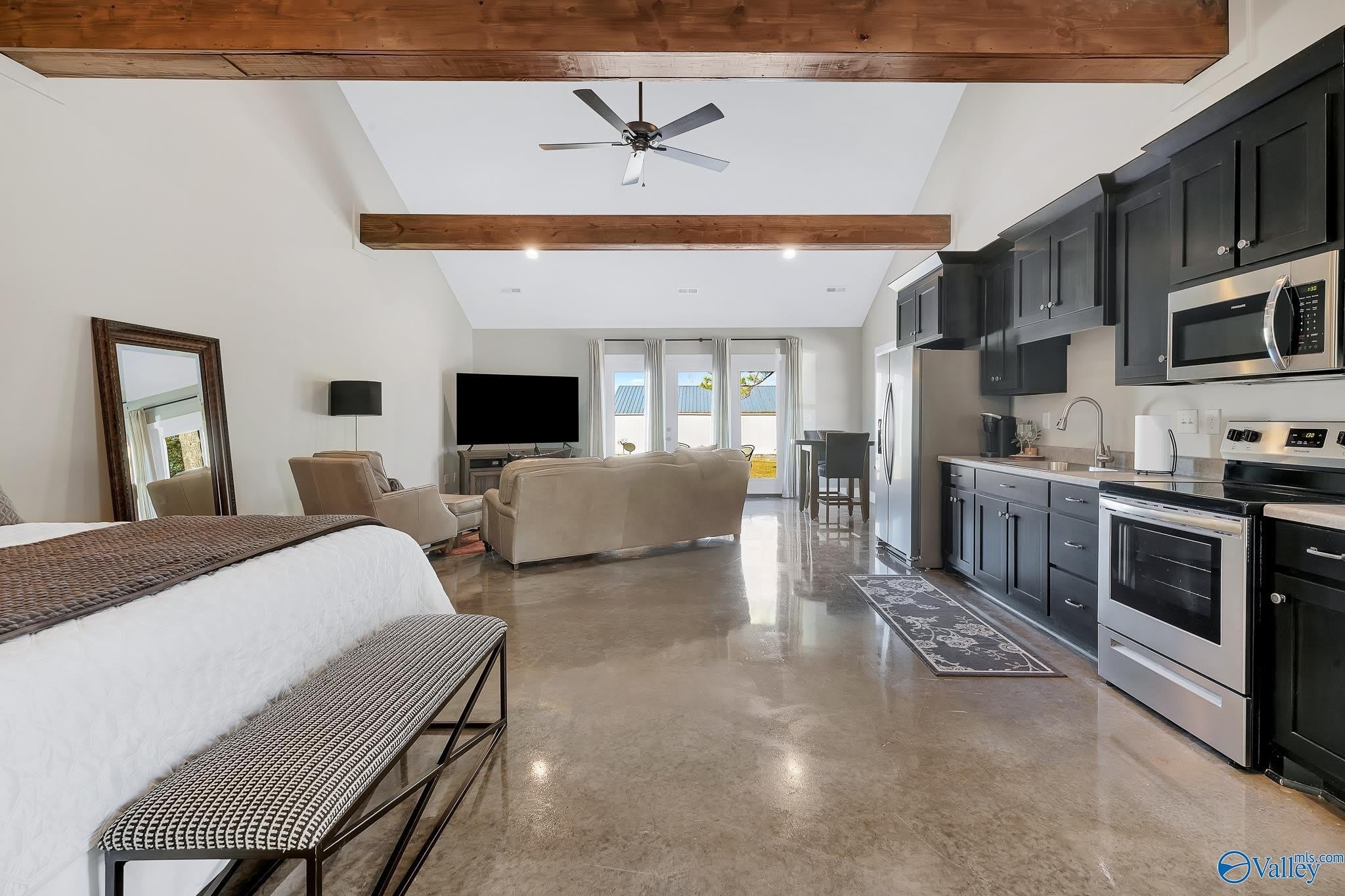 275 Bolling Road – photo 4