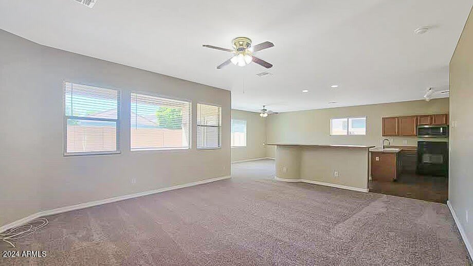 17605 W Crocus Drive – photo 5