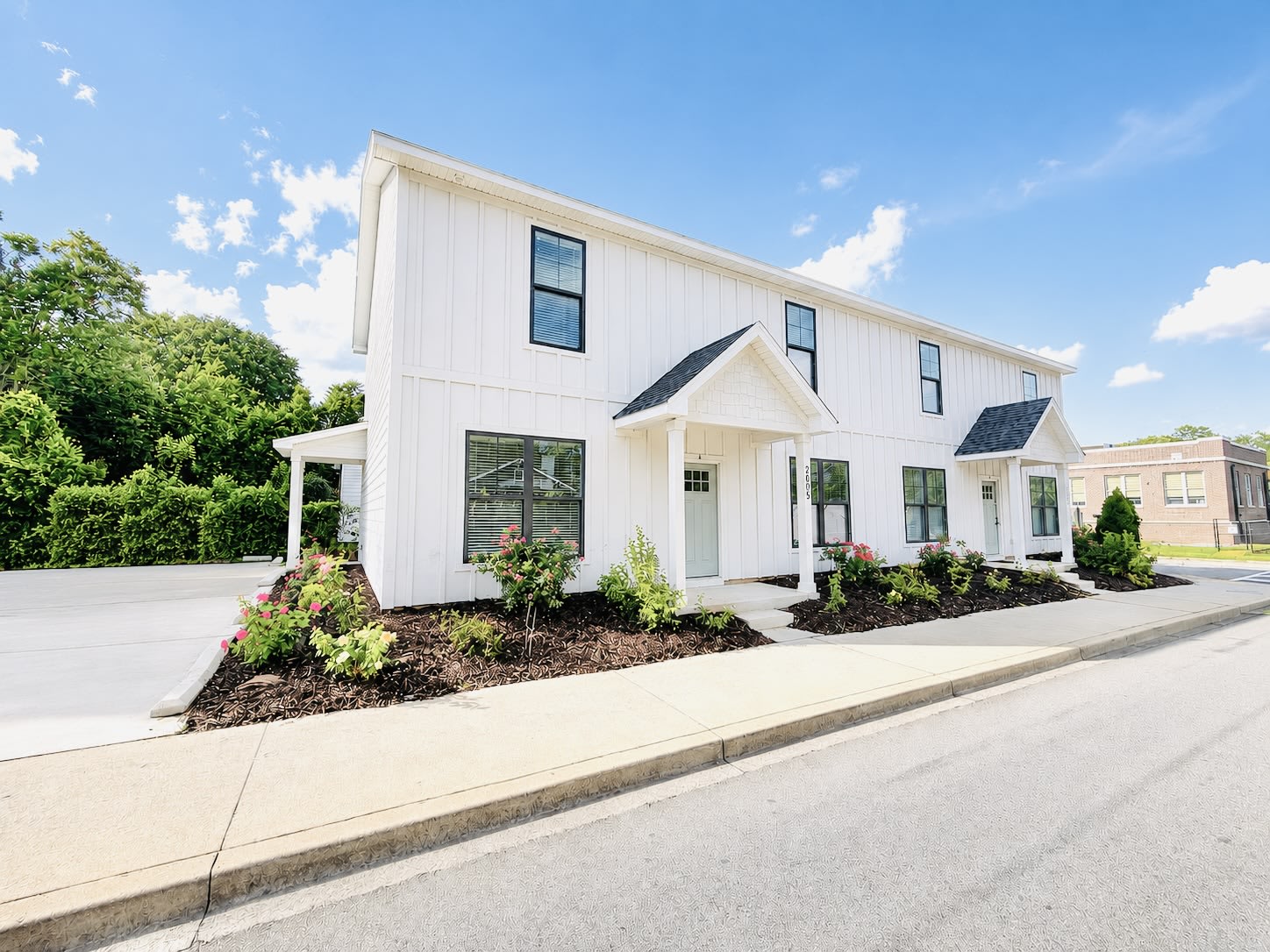 2035 Rosewood Drive – photo 4