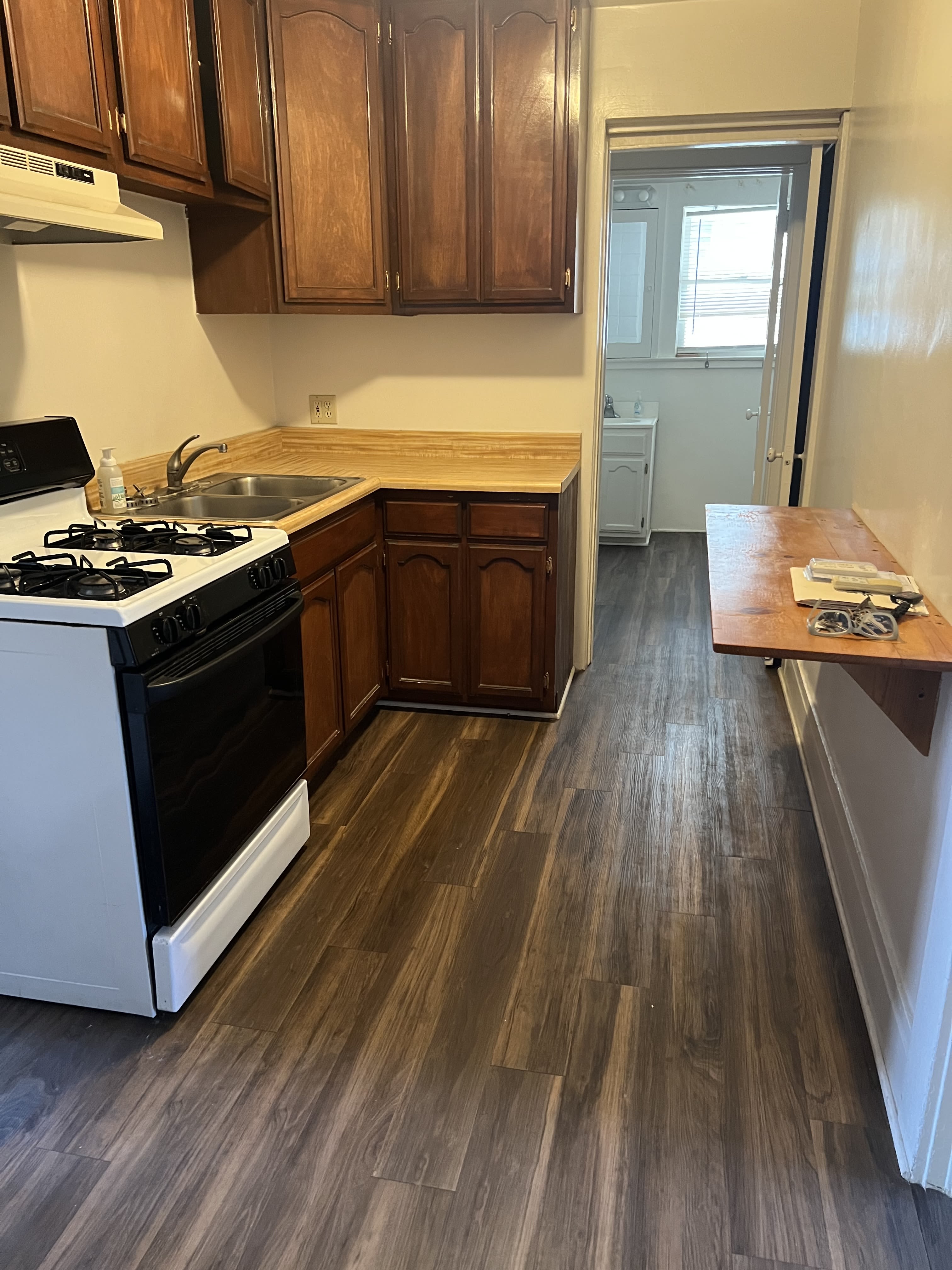 4122 1/2 North Griffin Avenue – photo 5