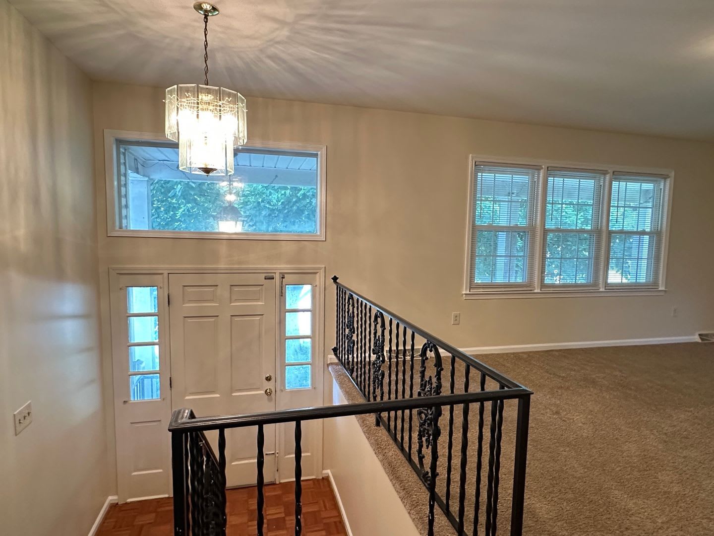 COMING SOON! Beautiful House in Tates Creek! 3 BR, 2.5 Baths, Finished Basement & Garage – photo 5