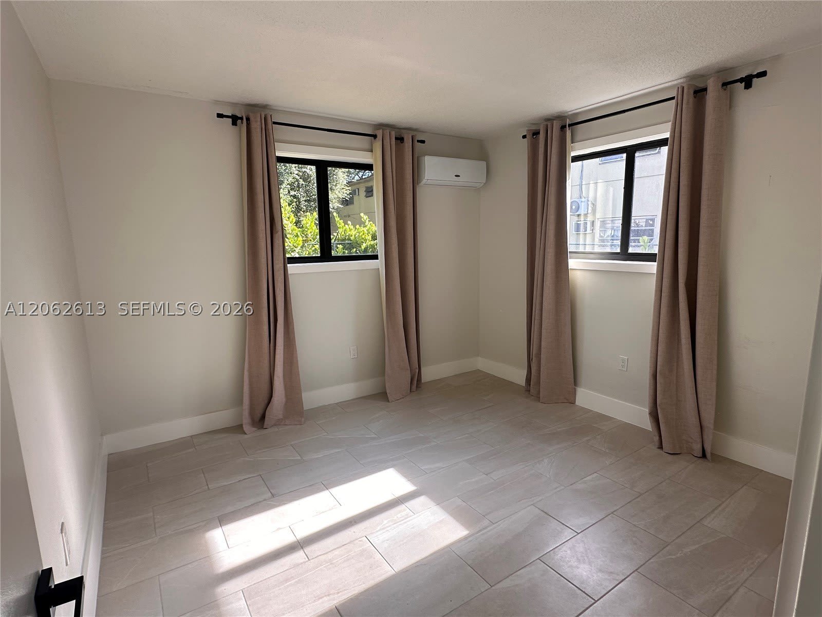 310 NE 78th St – photo 2