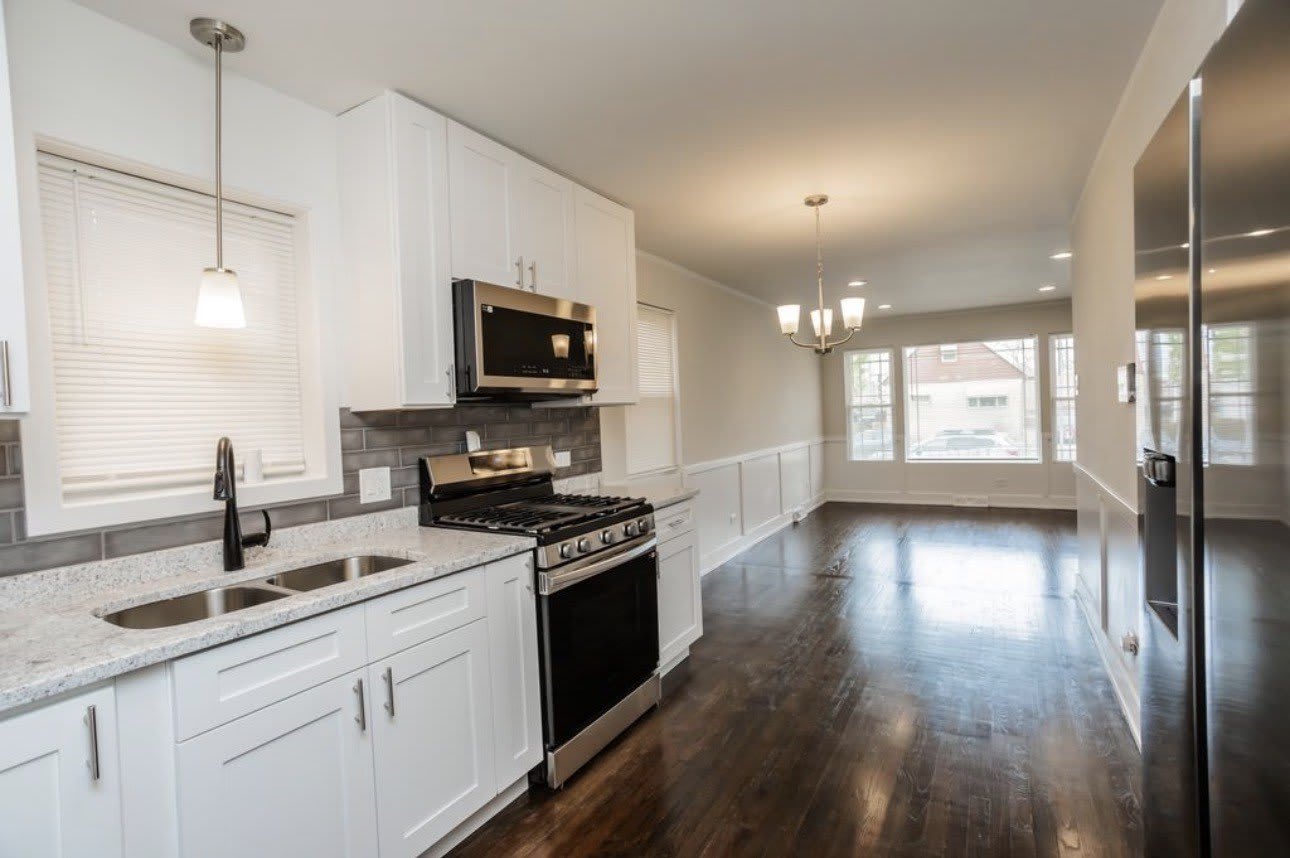 9206 S Harper Avenue – photo 5
