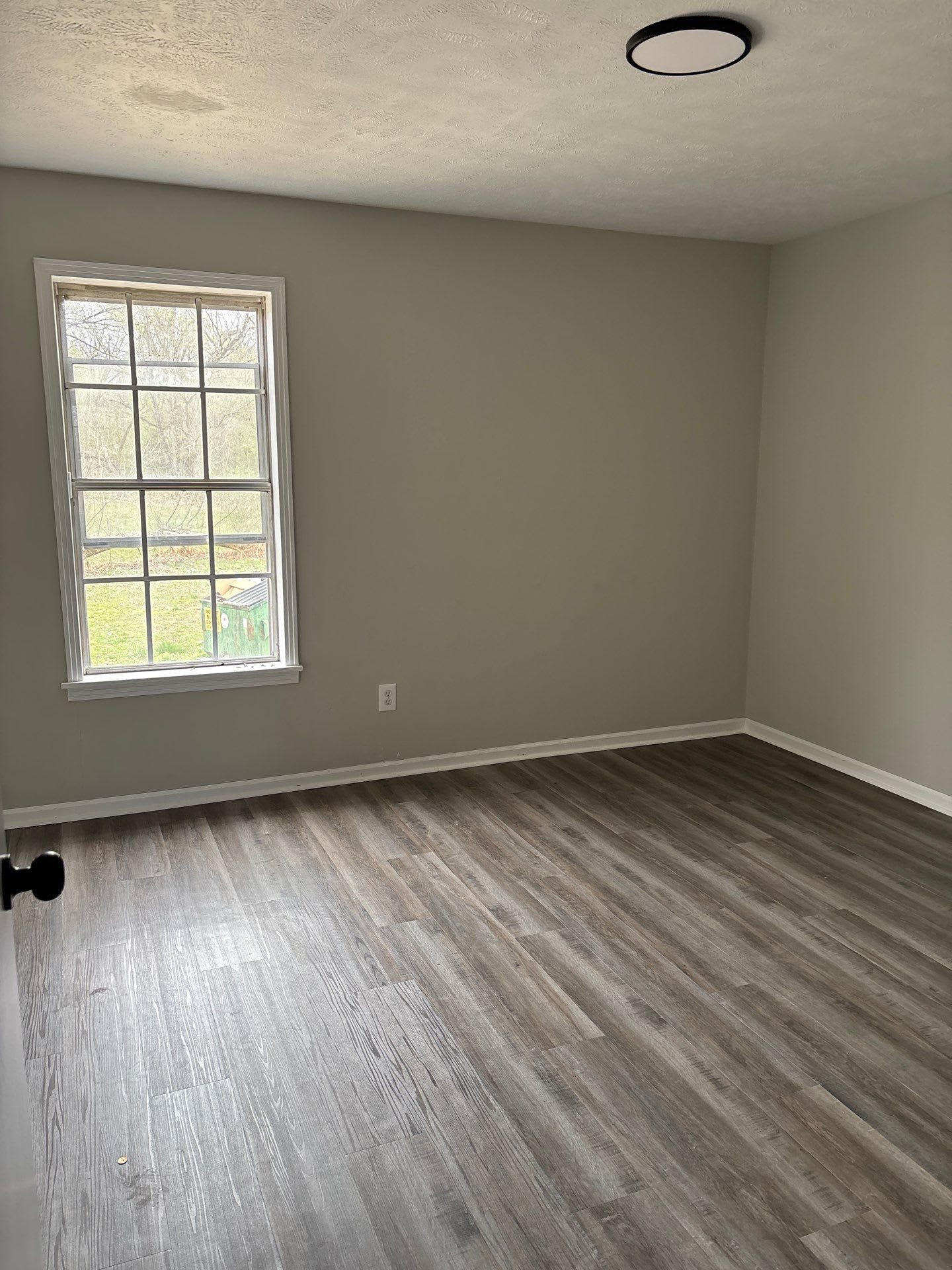 48 W Cooper St Brownsville – photo 5