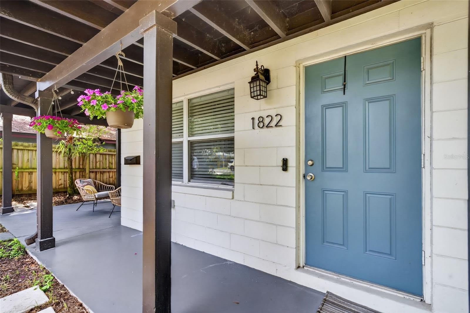 1822 CANTON Street – photo 4