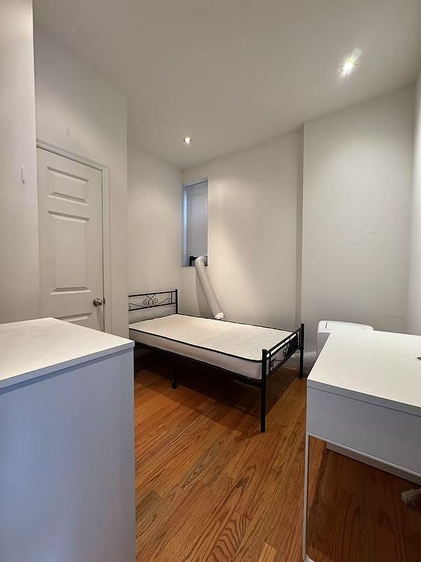 627 W 113th Street – photo 2