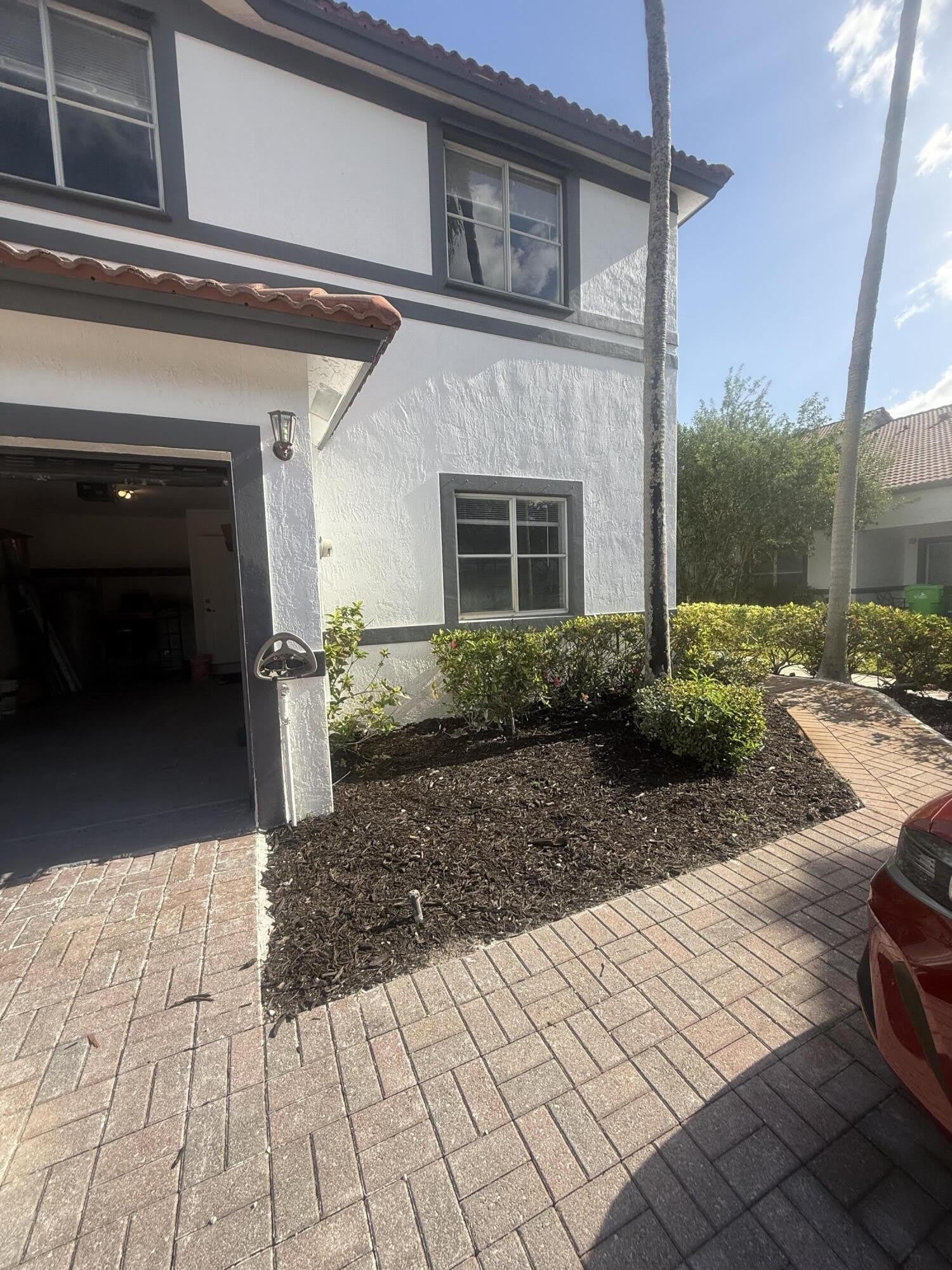 9831 NW 24th Street – photo 2