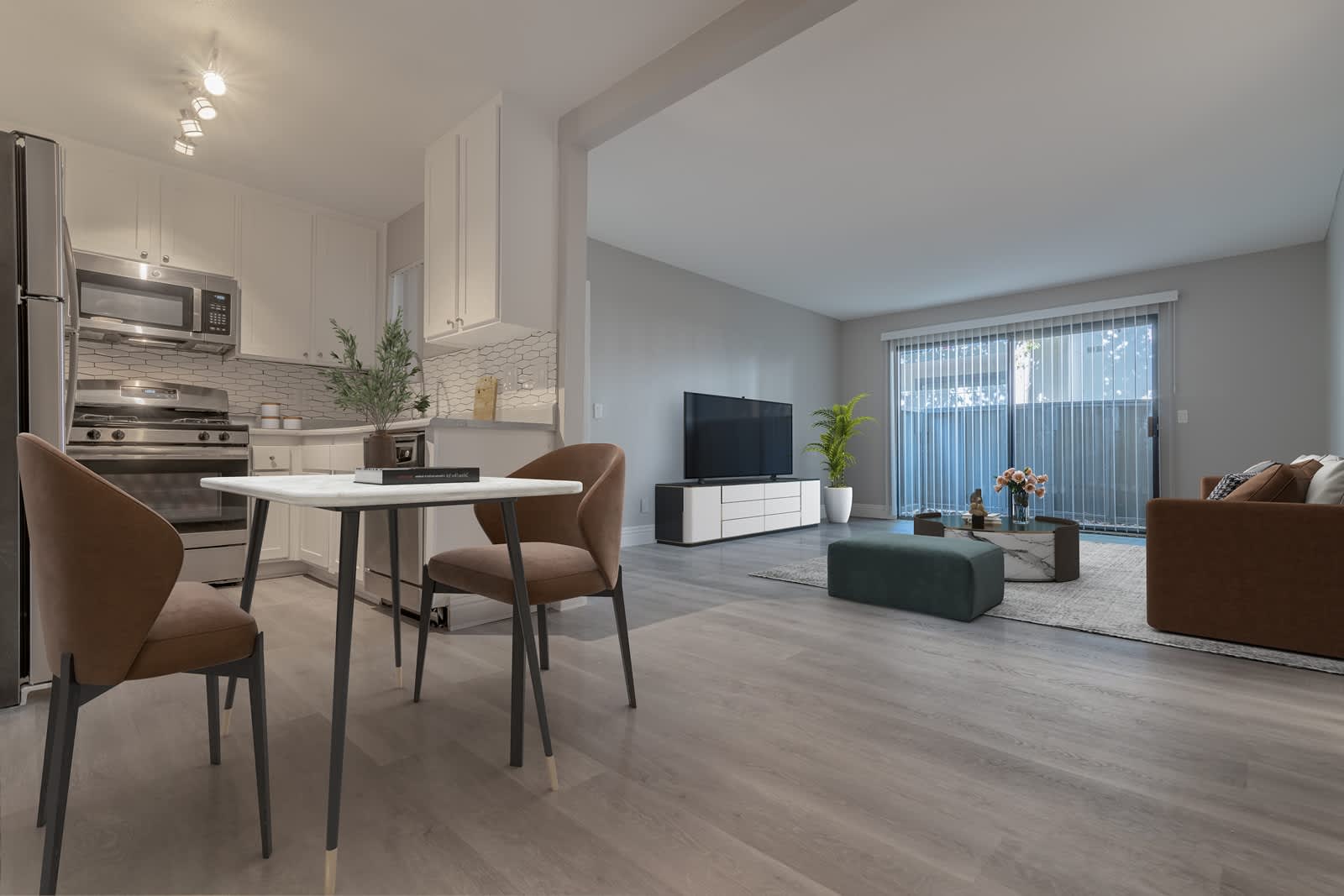 Shoreline Apartments – photo 2