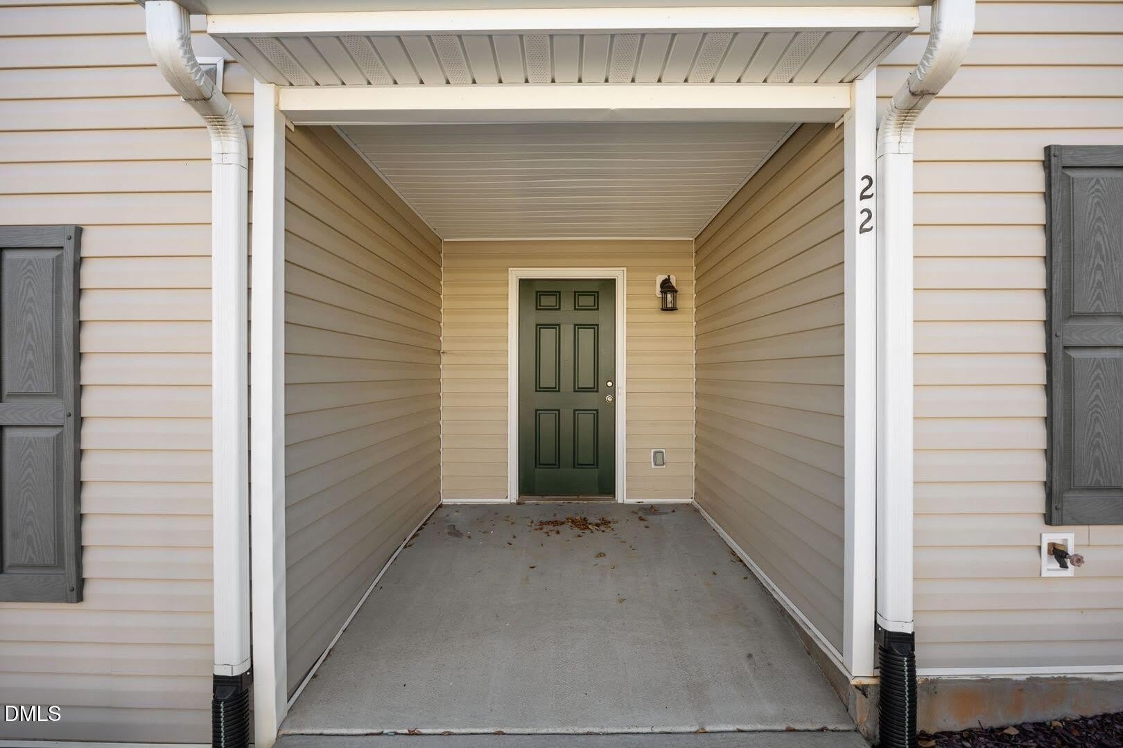 22 River Stancil Drive – photo 2