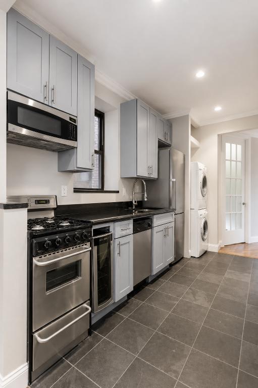 171 E 102ND ST. – photo 2