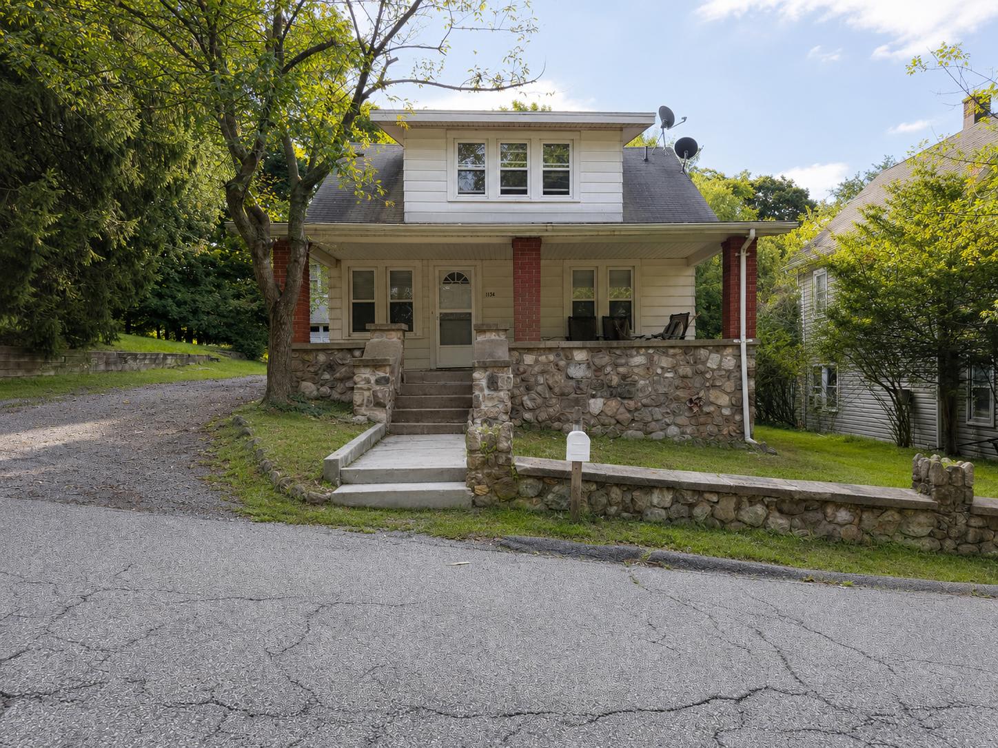 113 Chincopee Avenue – photo 1