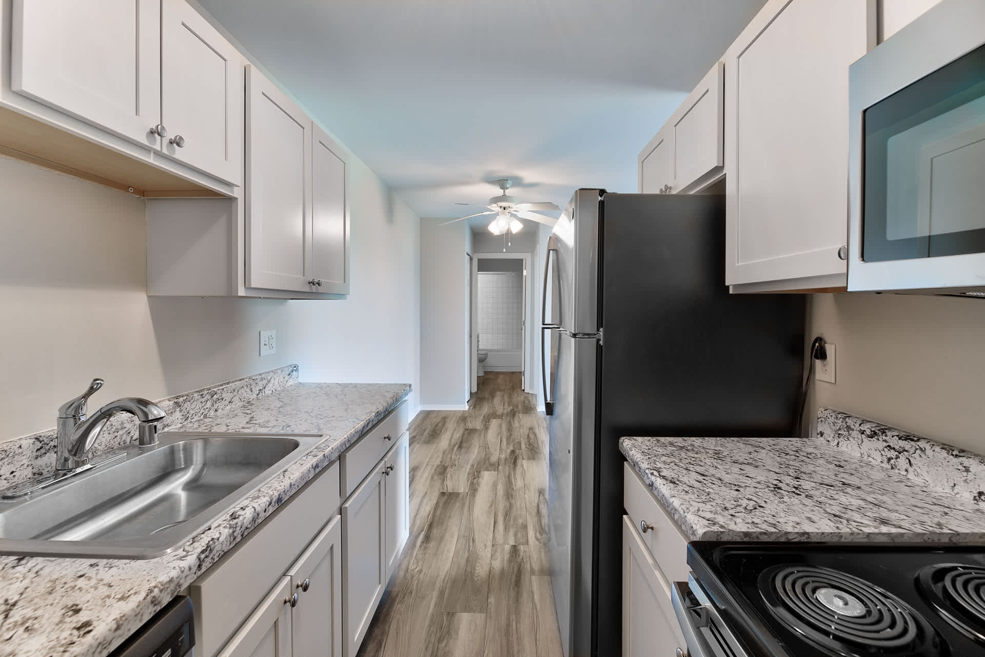 Glen Hills Apartments – photo 2
