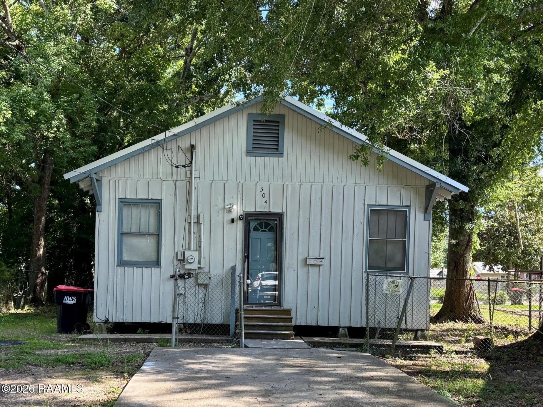 304 Carmel Drive – photo 1