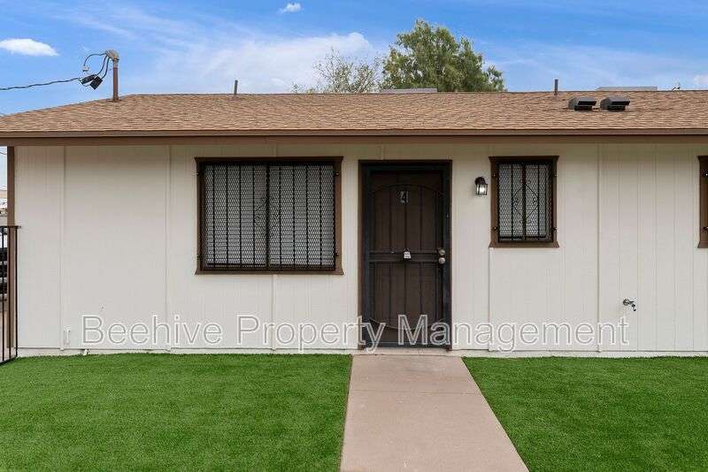 1634 E Monroe St – photo 2