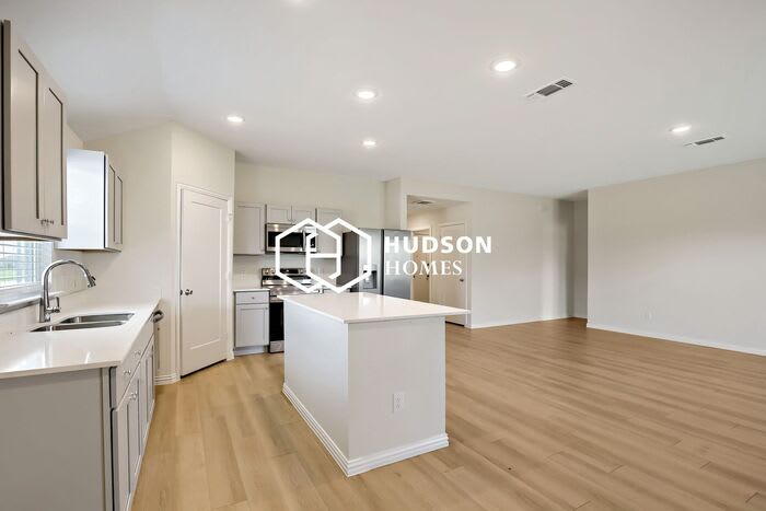 3020 Titus Court – photo 5