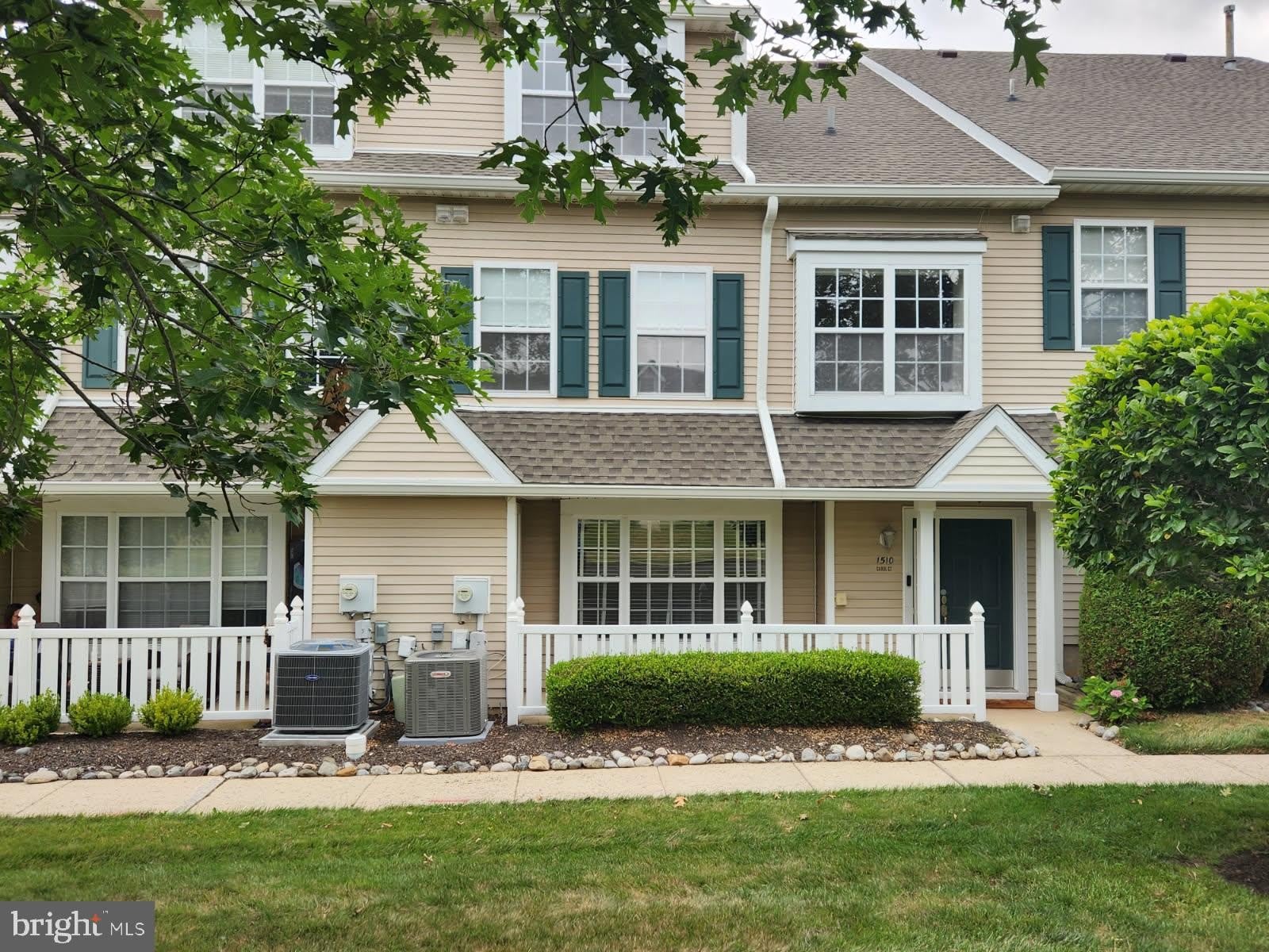 1510 CAROL Court – photo 2