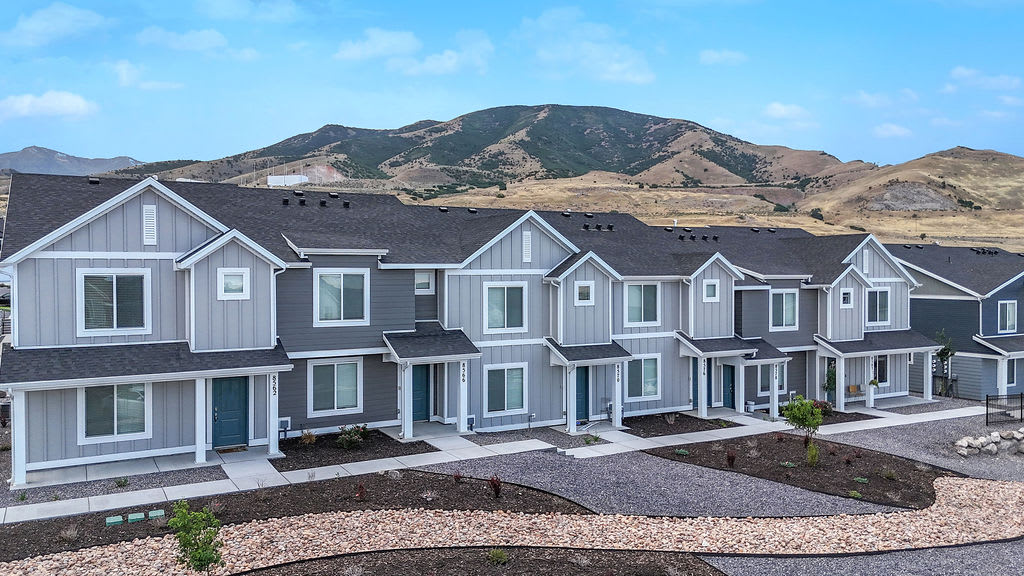 Little Valley Townhomes – photo 2