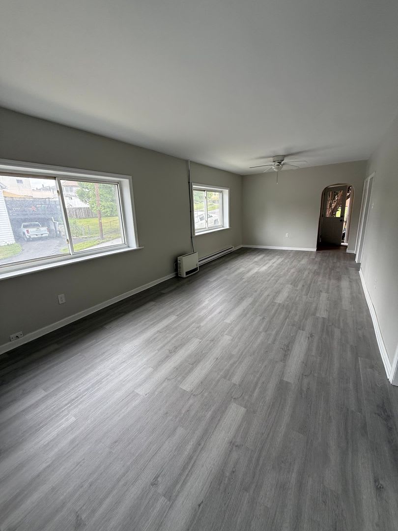 Scranton 3 Bedroom Single Family, Quiet Neighborhood, Gas Heat – photo 5