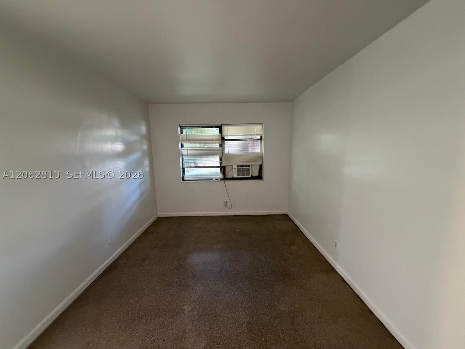 812 NW 4th Ave – photo 5