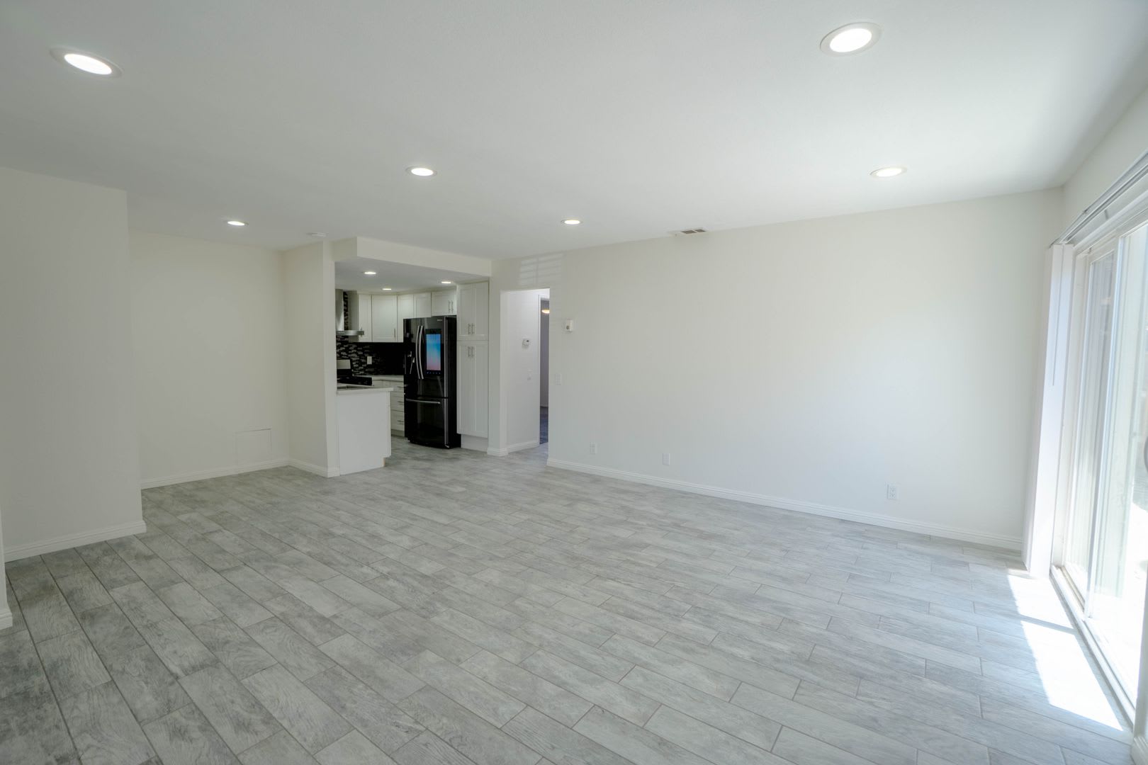 Centrally Located Casa La Canada Townhome! – photo 3