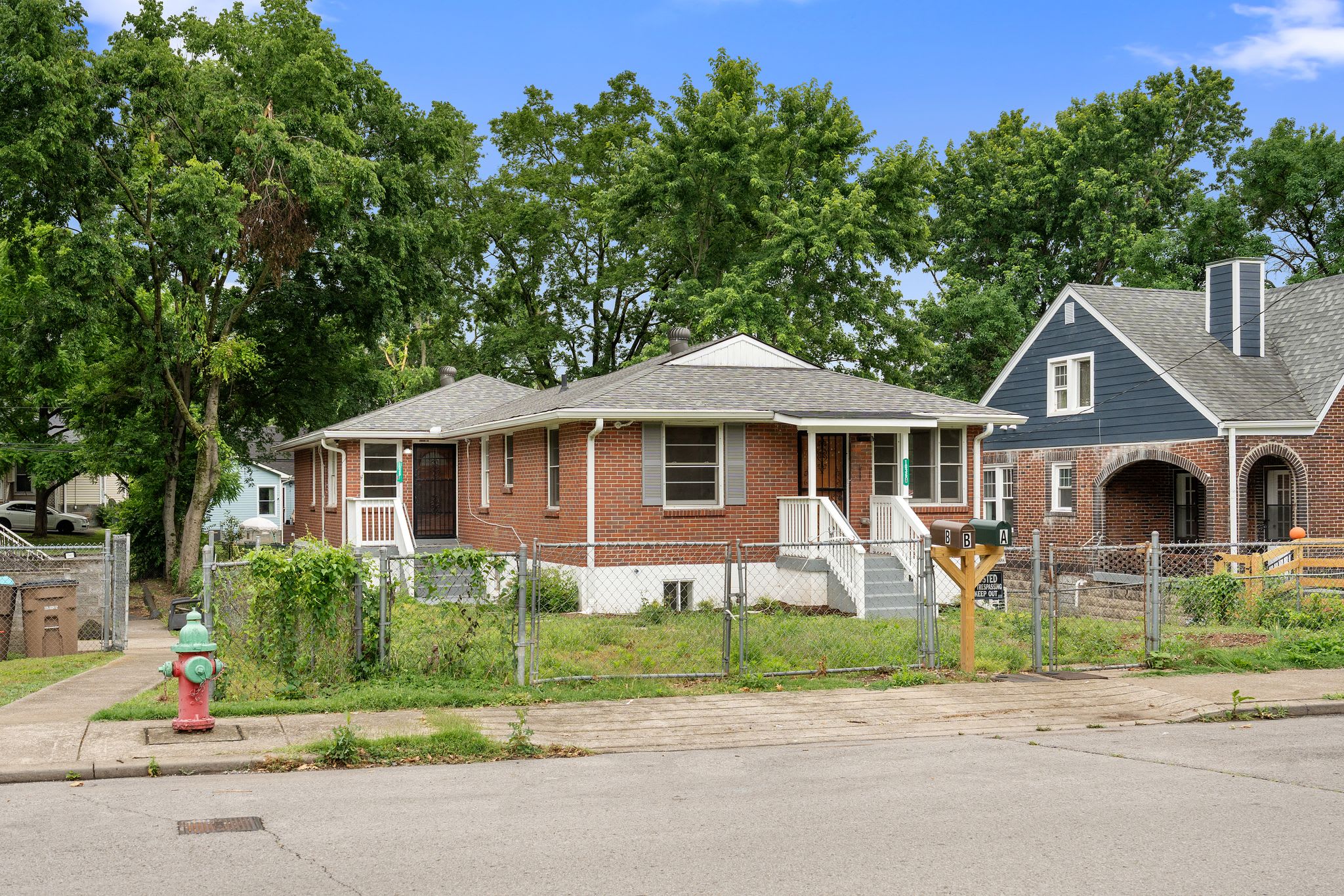 1036 Seymour Avenue – photo 5