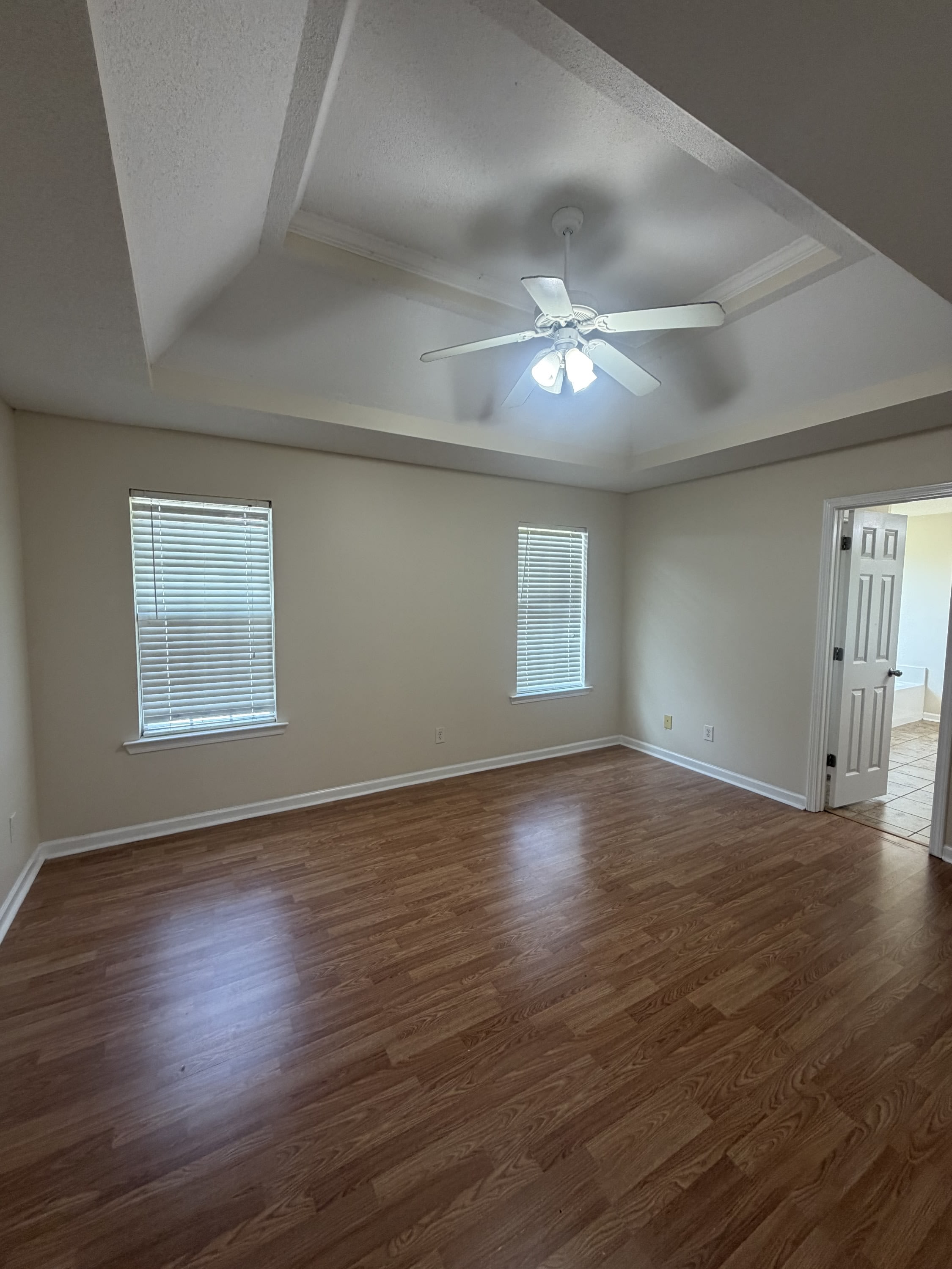 1015 Haley St – photo 5