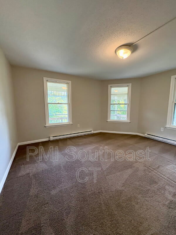 54 Hempstead Street – photo 4