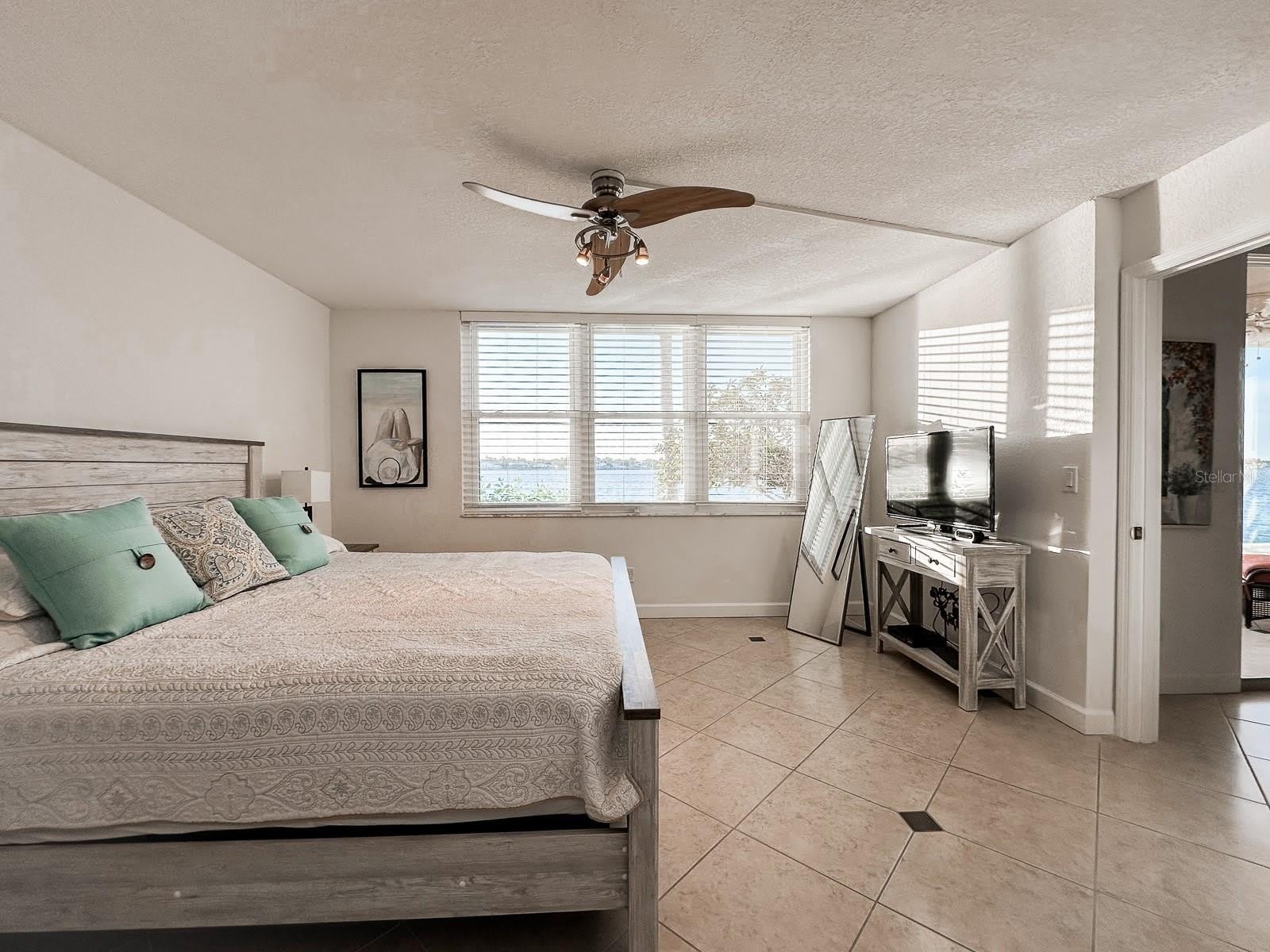 7920 Sun Island Drive S – photo 5