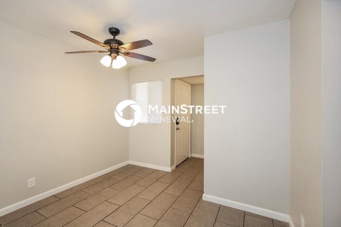 2126 Citroen Street – photo 4