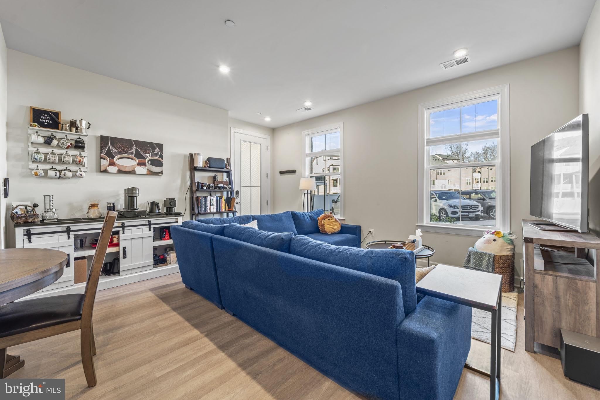12384 AZURE Lane – photo 2