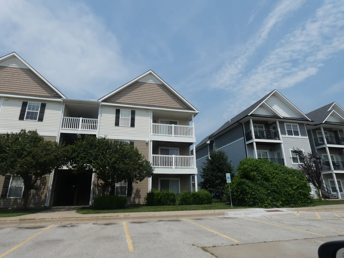 5501 Northeast 80th Terrace – photo 1
