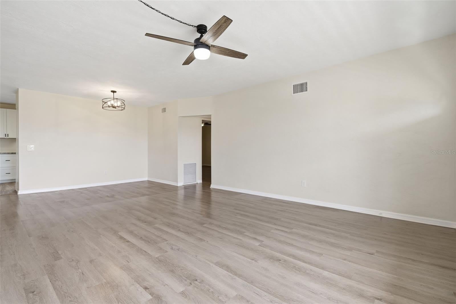2434 AUSTRALIA Way E – photo 5