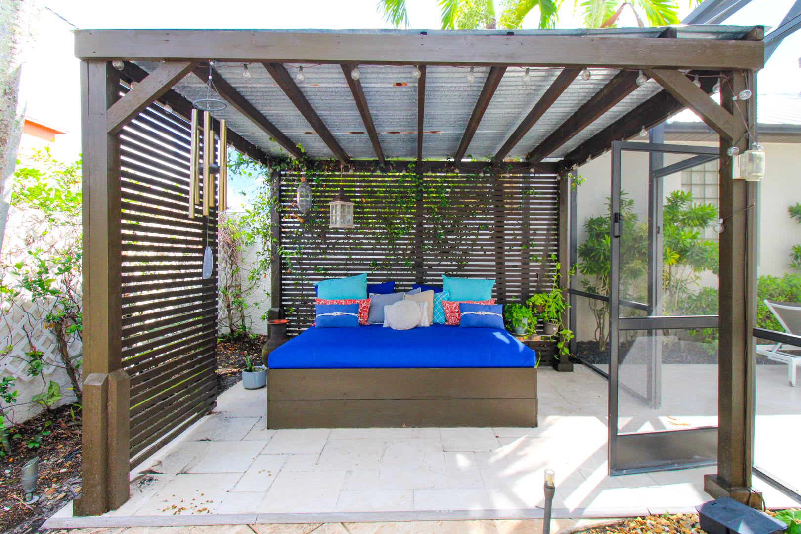 Luxury Modern Zen Retreat Home In Naples Park Walk To The Beach 4Br 4Ba Private Pool Spa Fully Remodeled Mercato Offered Furnished Seasonally Weekly Or Annually No Hoa Process So Move In Today Ready For A Tenant – photo 3