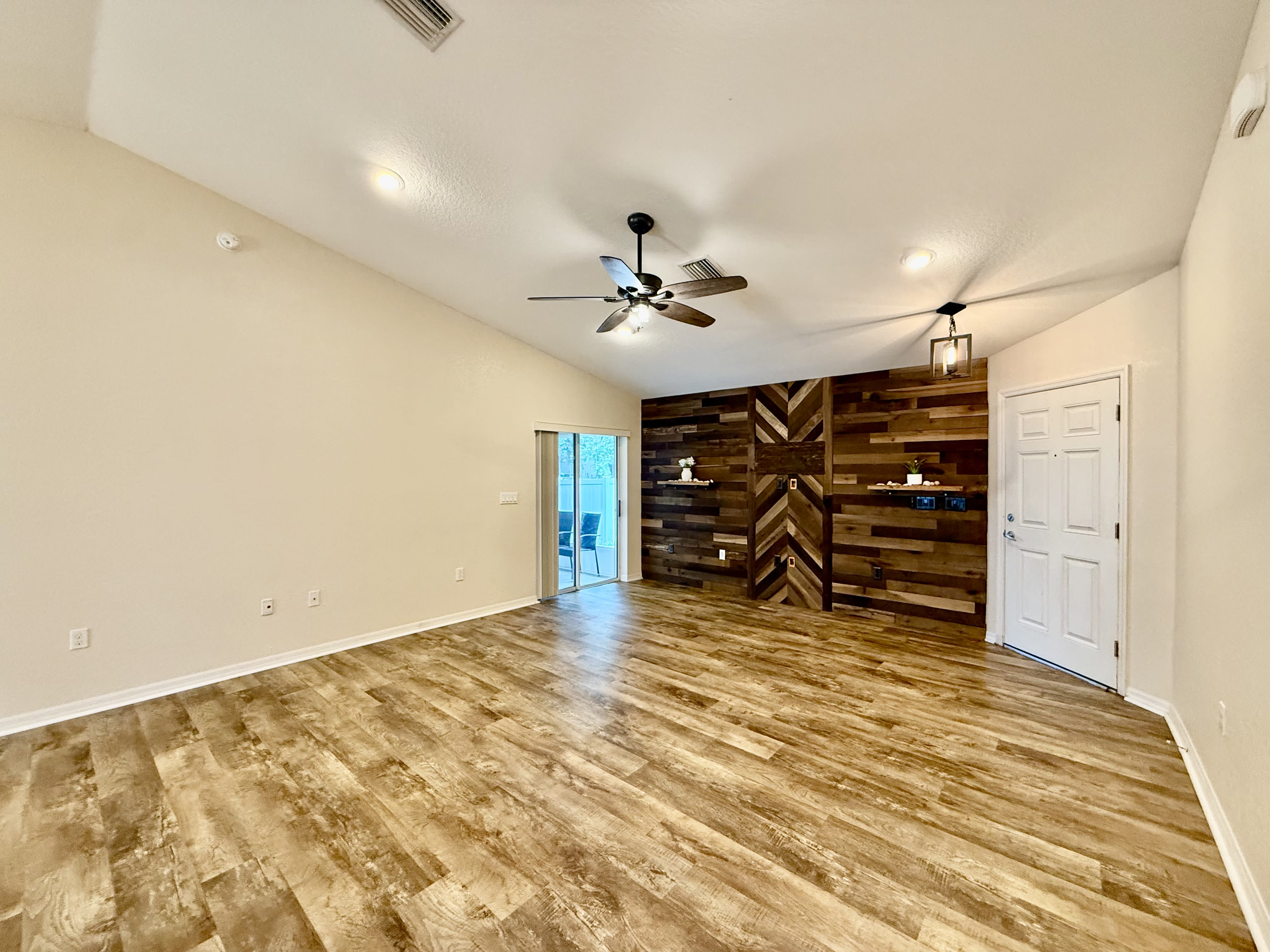6054 Merrifield Dr – photo 5