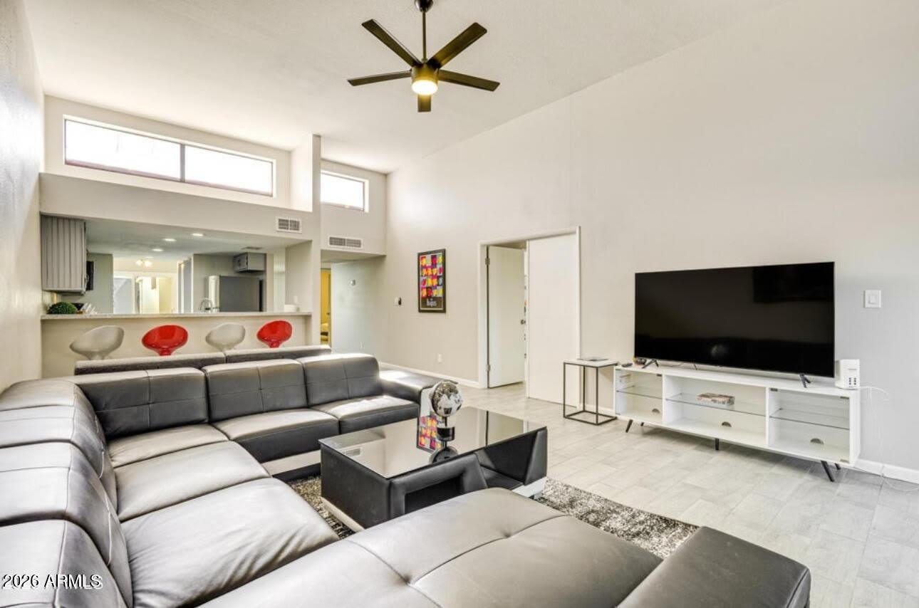 14236 N 23rd Street – photo 1