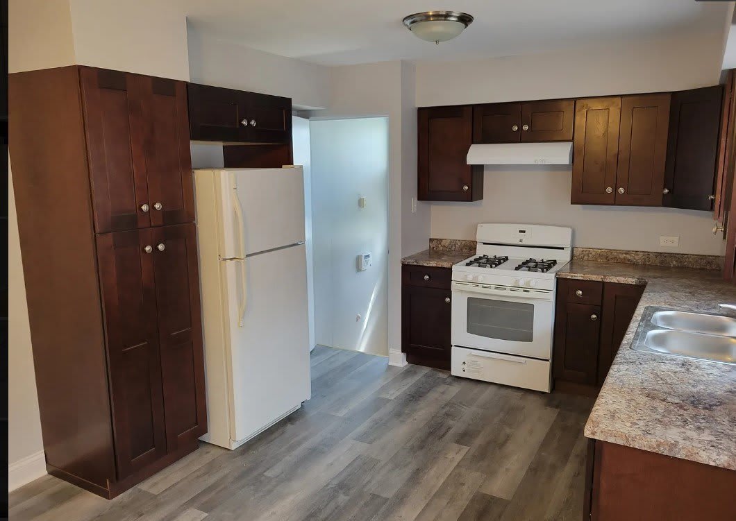 9035 S Euclid Avenue – photo 4