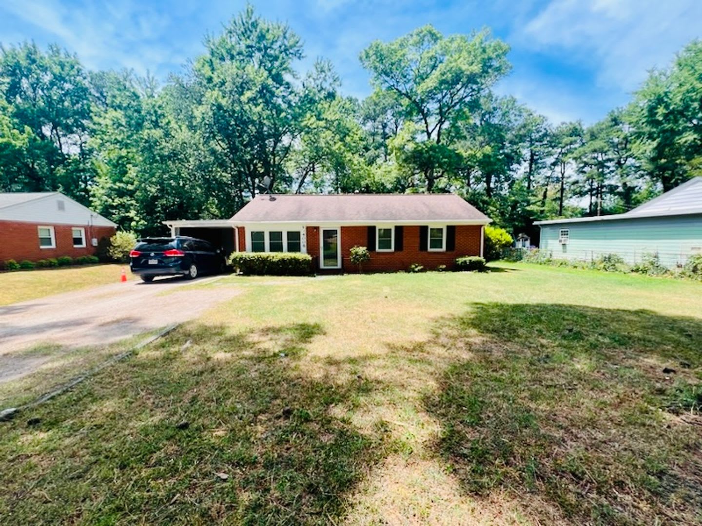 Beautifully Updated 3bdrm/1bth Ranch Style Home Located in the Glen Lea Area! – photo 3