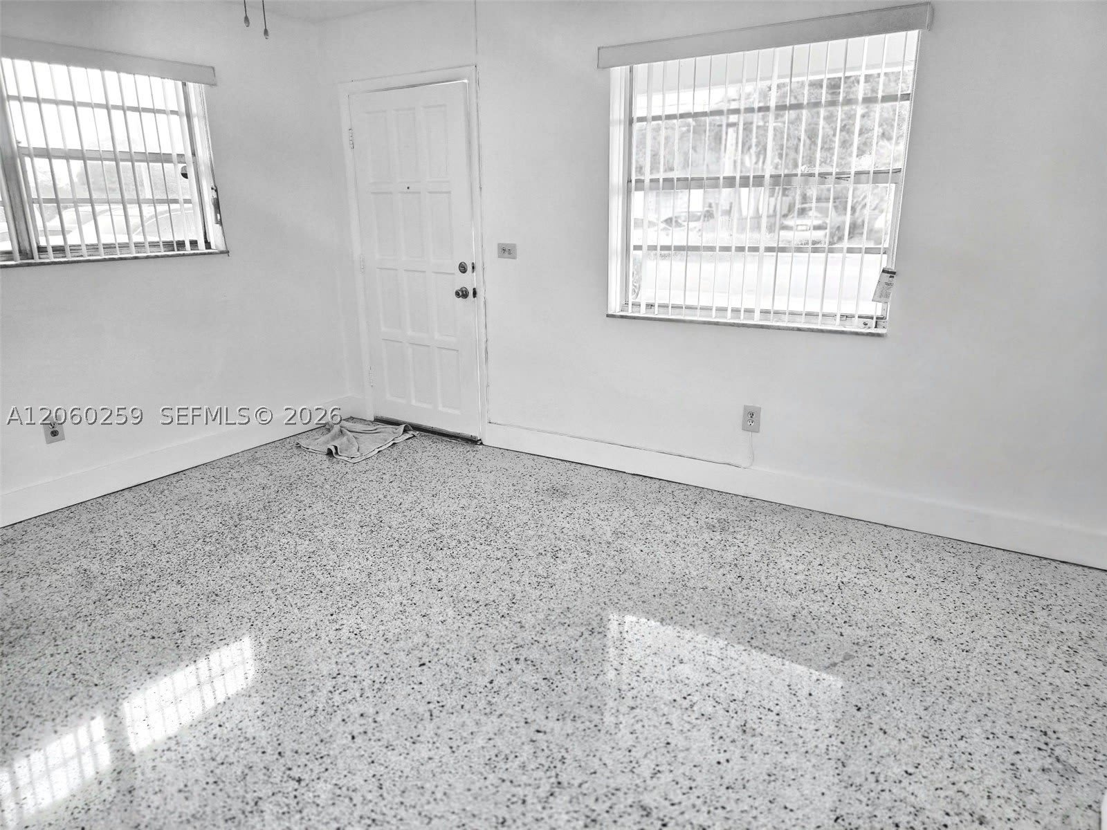 11040 SW 4th St – photo 5