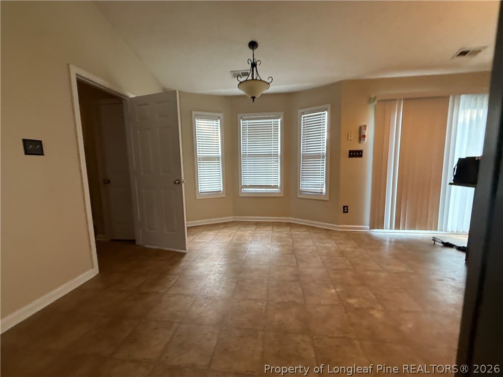 696 Fairfield Circle – photo 5
