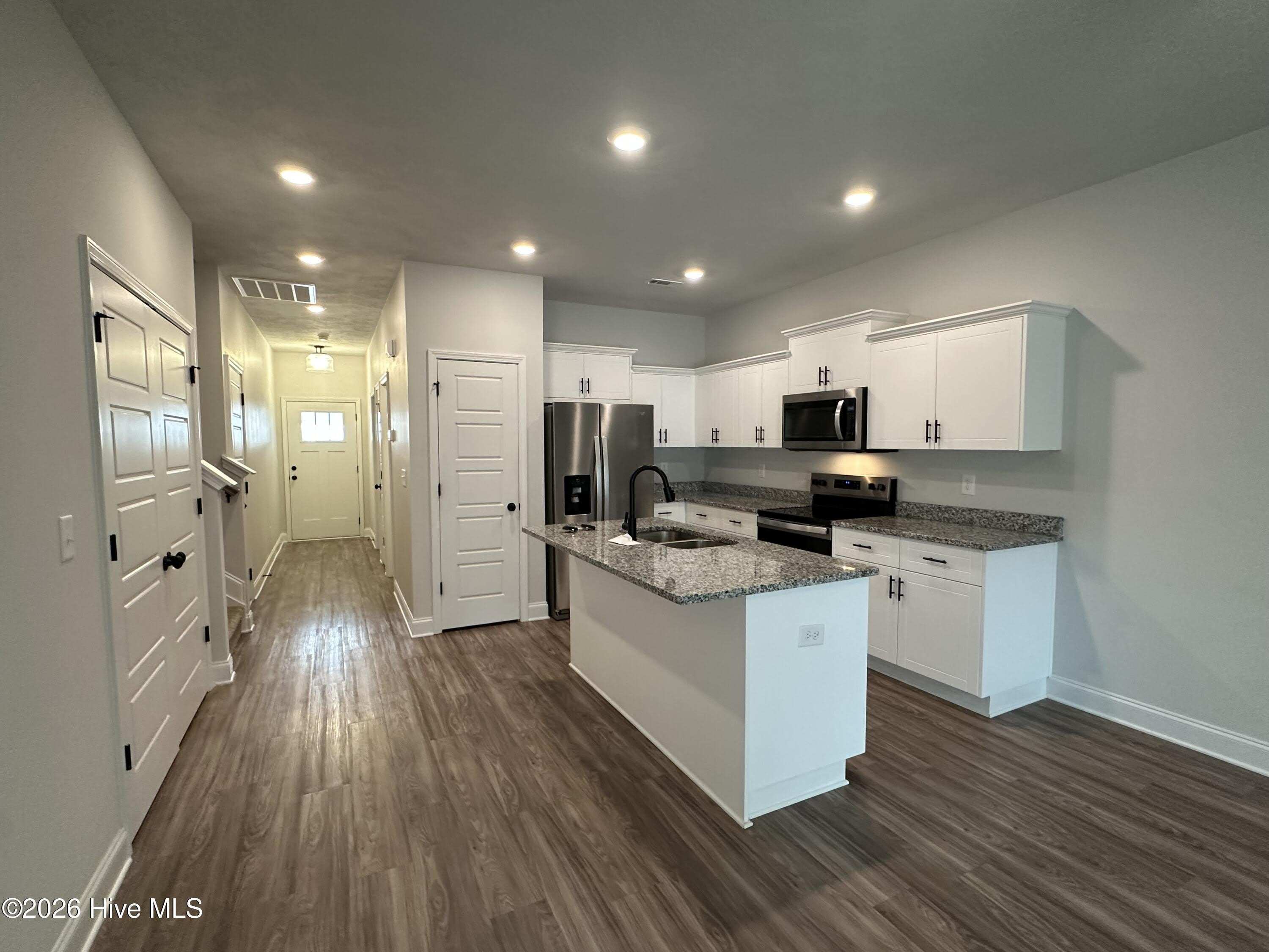 4272 Beautiful Pond Park – photo 2