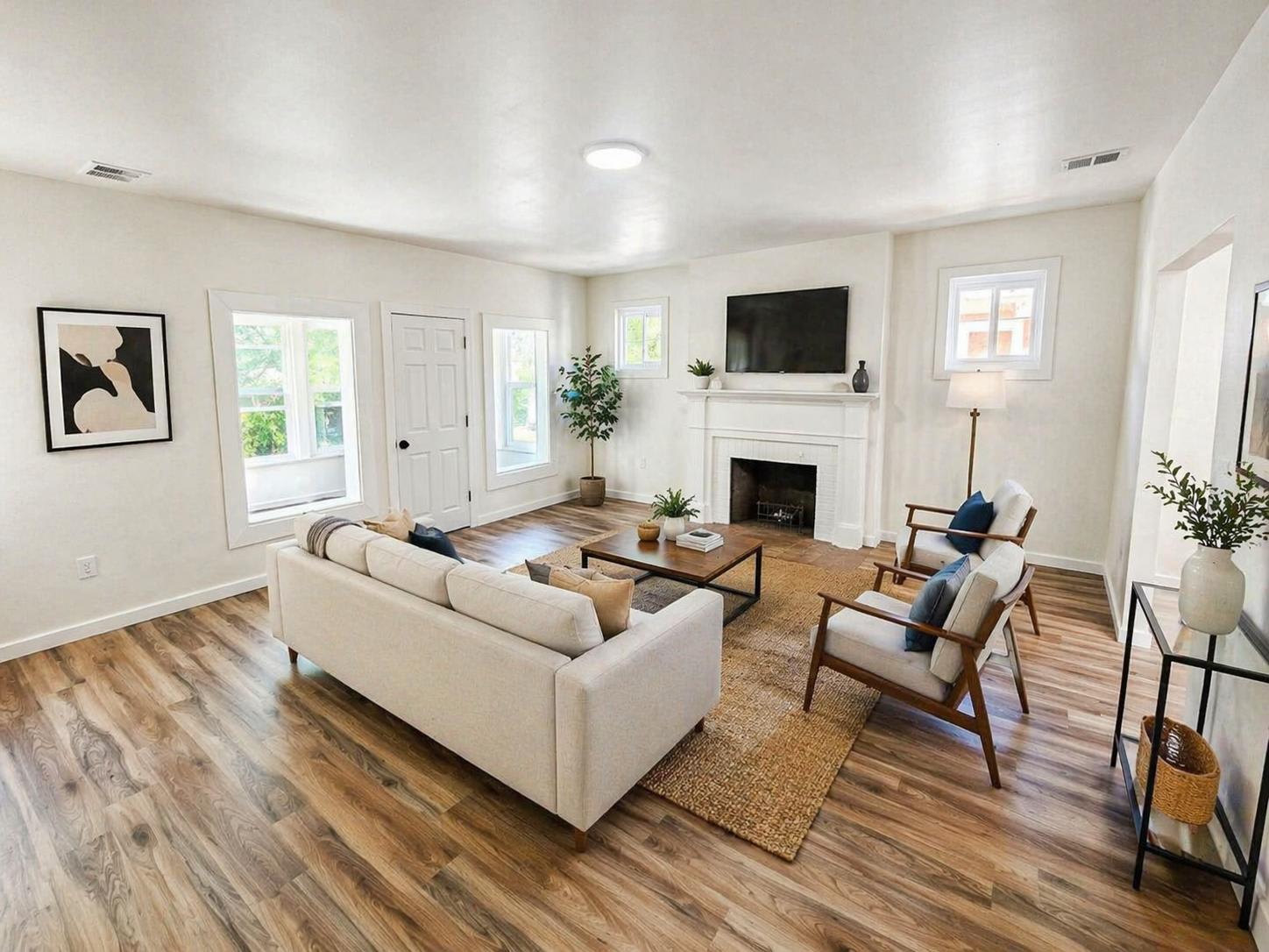 2509 Gladstone St – photo 4
