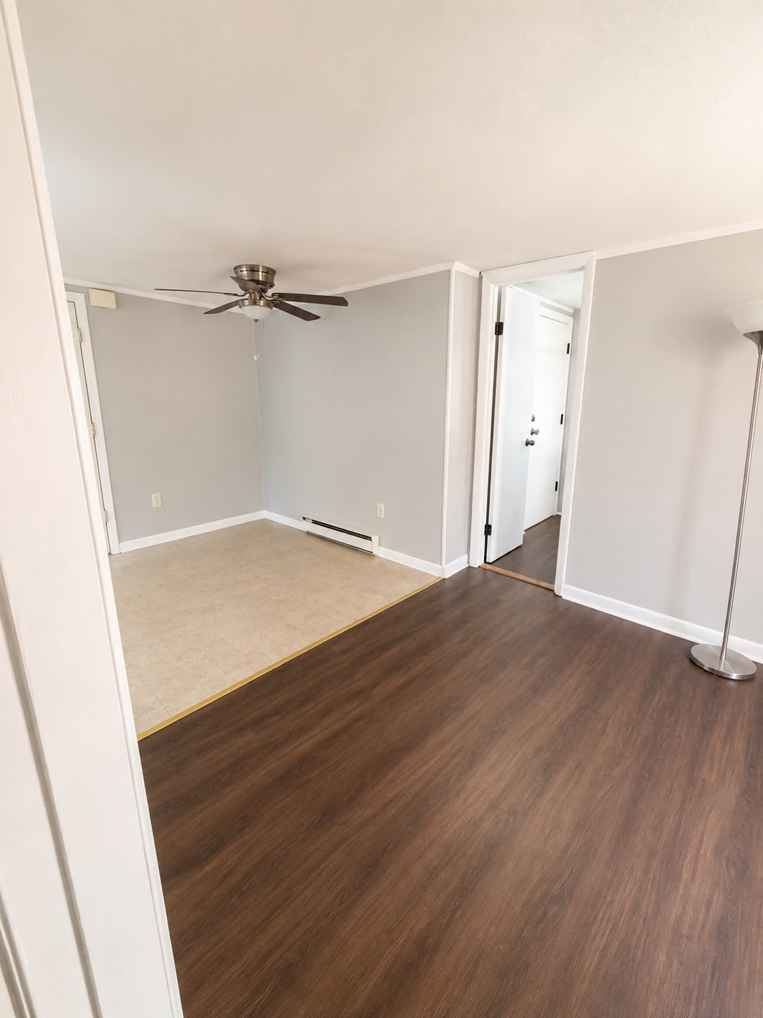 1187 Putnam Pike – photo 3