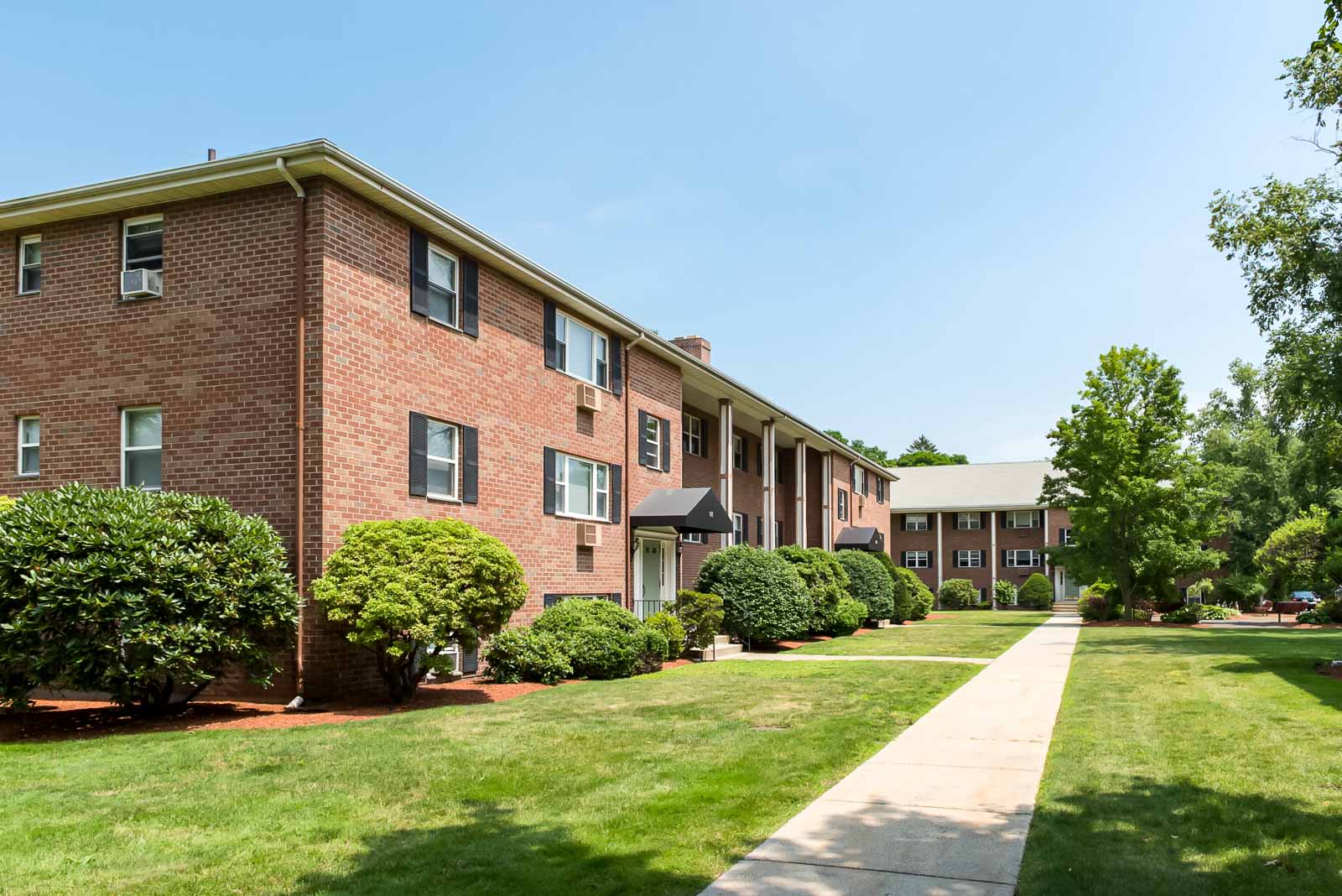 Town Estates – photo 2