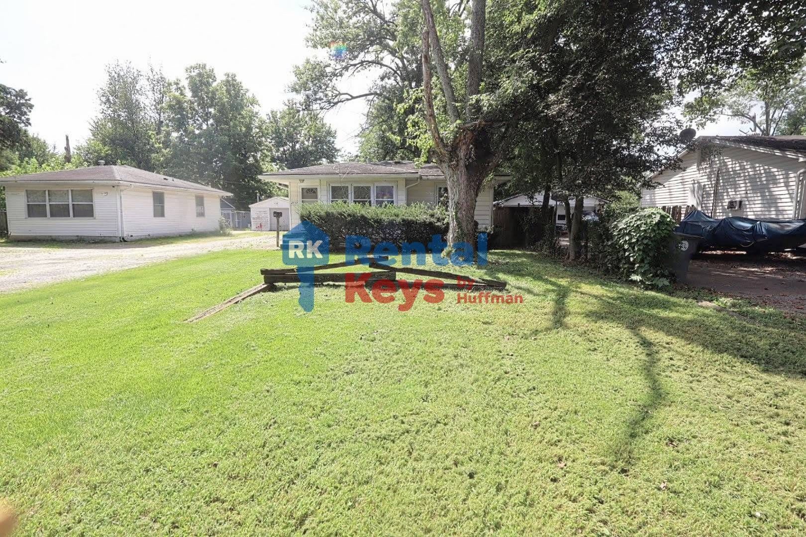 Two Bedroom House – photo 2