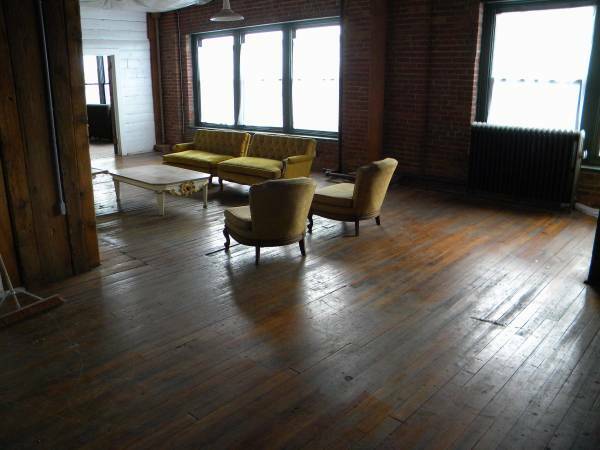 1427 West 9th Street – photo 2