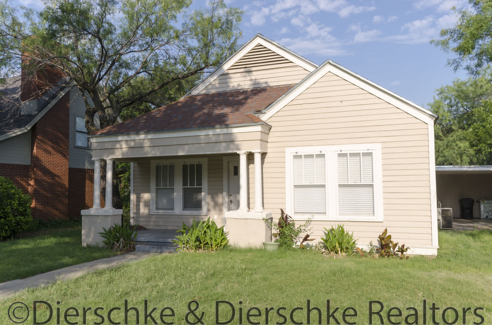 Precious Santa Rita Home 3 Bedroom 2 Bath Over 1600 Sq Ft Don T Miss Out – photo 2