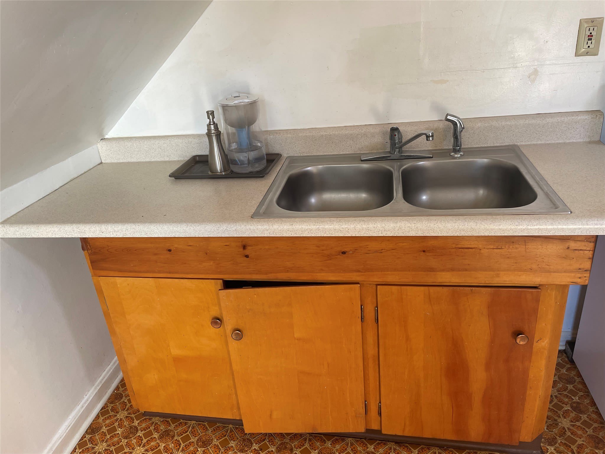 817 W 31ST APT 2 Street – photo 3