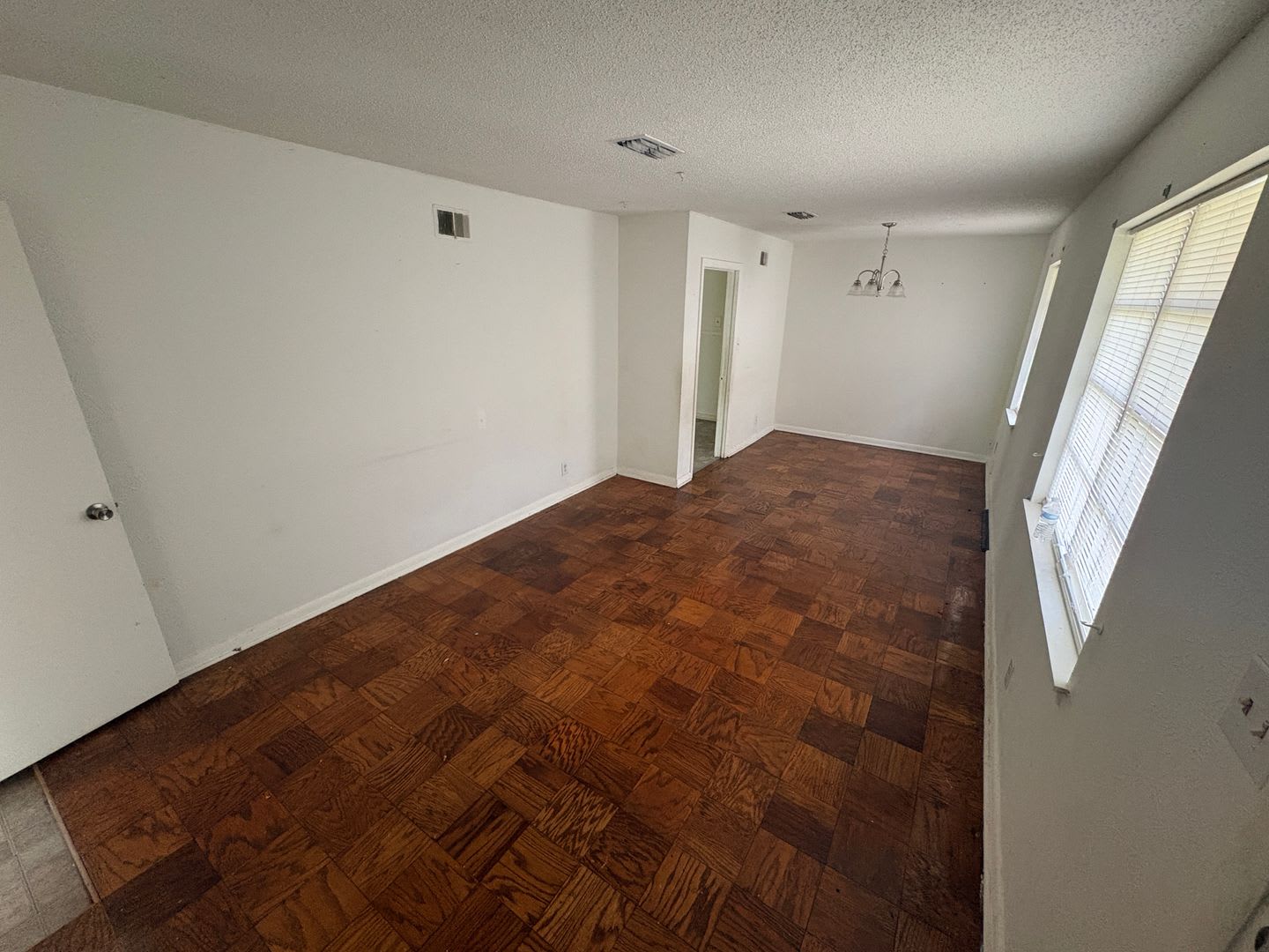605 Seneca Trl – photo 2