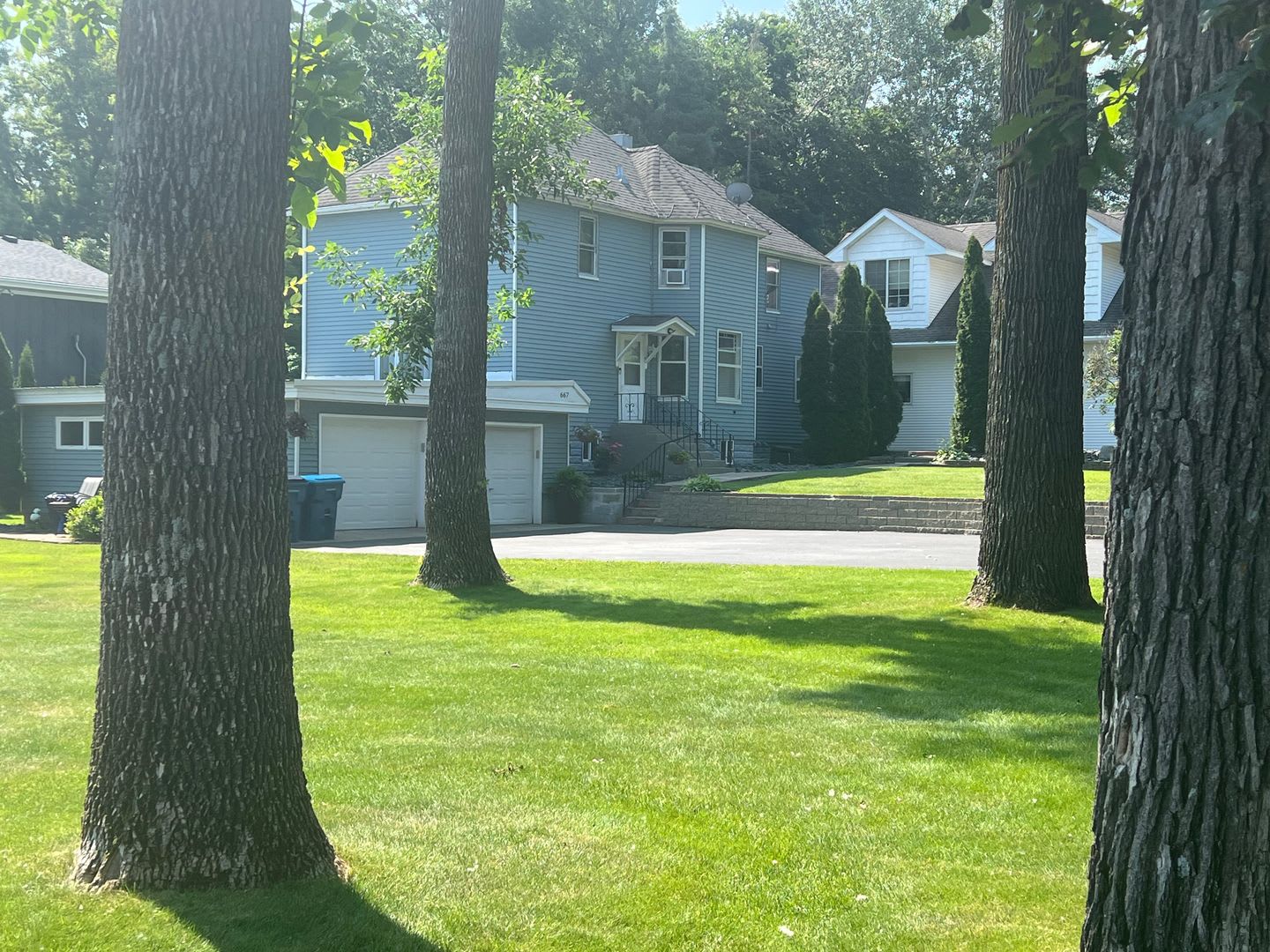 Charming Forest Lake Access- Includes UTILITIES – photo 3