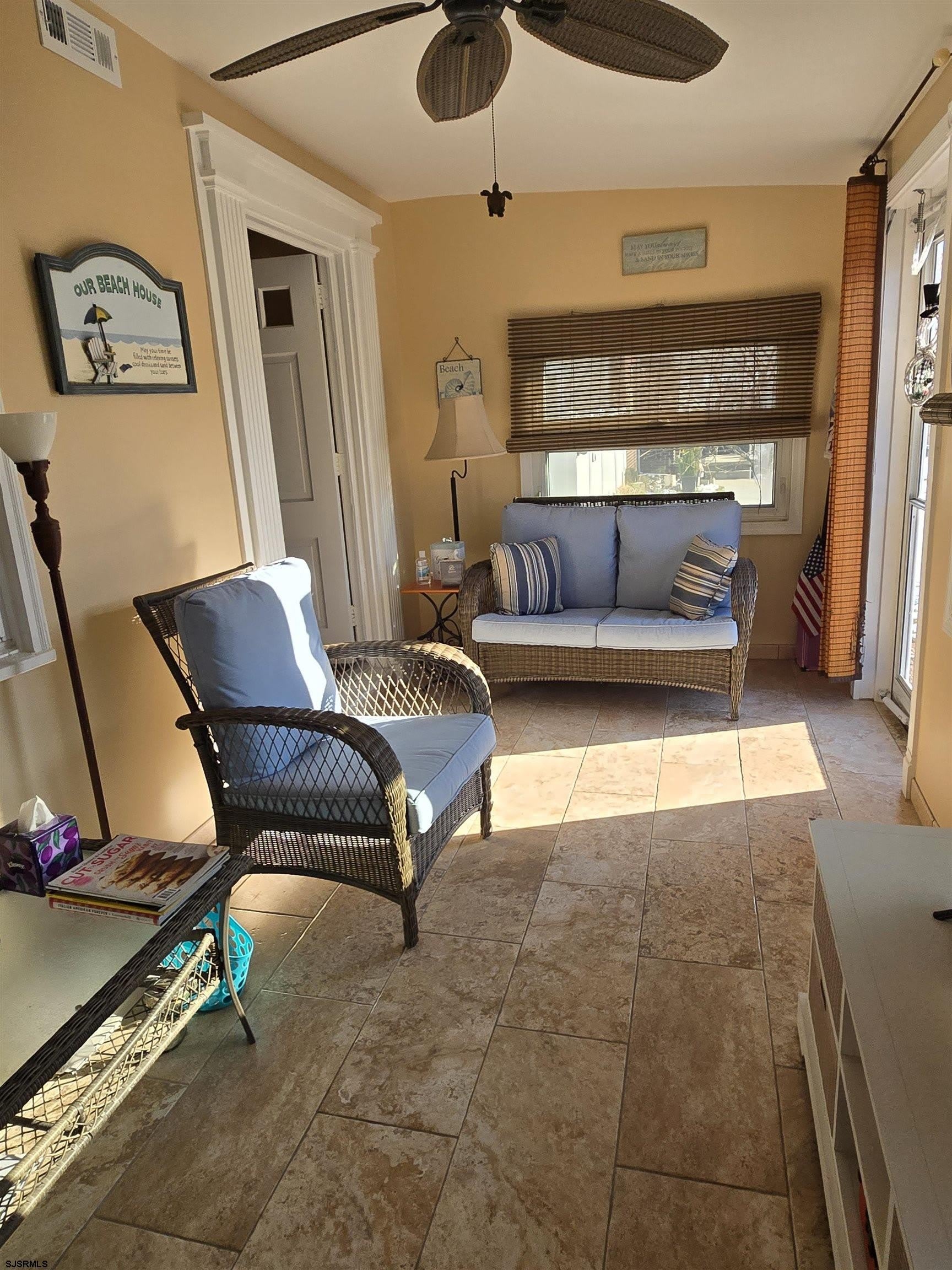 231 N Wyoming Ave – photo 2